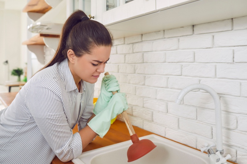 Keeping Your Crawfordsville Drains Clear During the Holidays