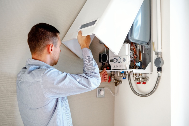 Discover the pros and cons of tank and tankless water heaters to find the best fit for your Elkhart home. Contact Summers PHC for expert guidance!
